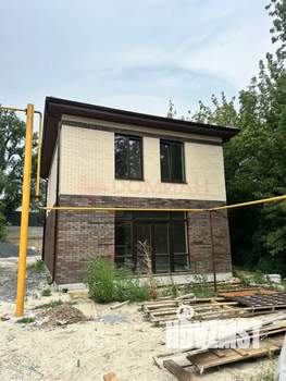 Дом 146м&sup2;, 2-этажный, участок 3 сот.  