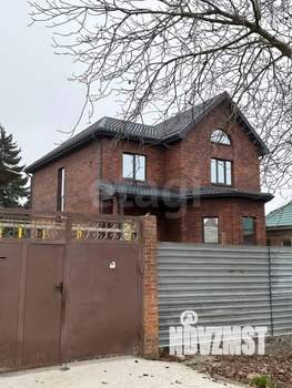 Дом 200м&sup2;, 2-этажный, участок 5 сот.  