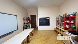 Дом 220м&sup2;, 2-этажный, участок 3 сот.  