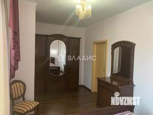 Дом 387м², 2-этажный, участок 5 сот.  