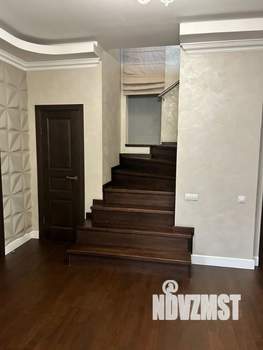 Дом 230м², 2-этажный, участок 3 сот.  