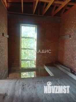 Дом 400м², 3-этажный, участок 5 сот.  