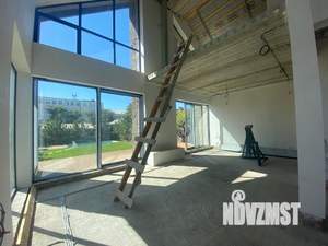 Дом 320м&sup2;, 2-этажный, участок 7 сот.  