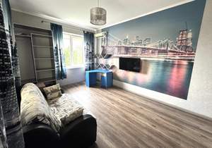 Дом 350м&sup2;, 3-этажный, участок 4 сот.  