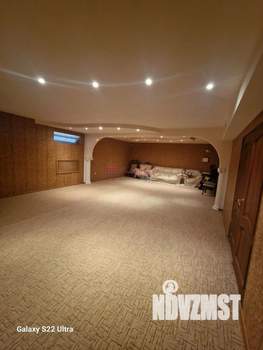 Дом 310м&sup2;, 2-этажный, участок 3 сот.  