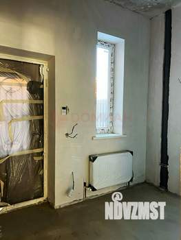 Дом 240м&sup2;, 3-этажный, участок 4 сот.  