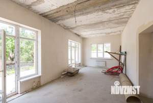 Дом 260м², 2-этажный, участок 6 сот.  