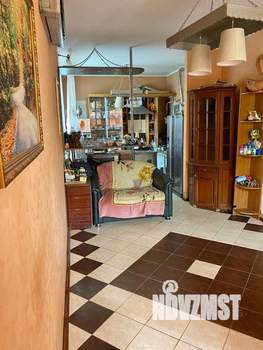 Дом 212м², 3-этажный, участок 2 сот.  