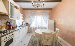 Дом 188м&sup2;, 2-этажный, участок 6 сот.  