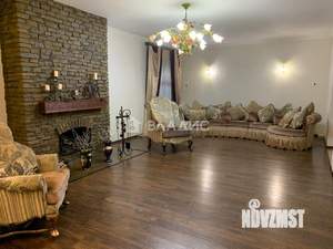 Дом 387м², 2-этажный, участок 5 сот.  