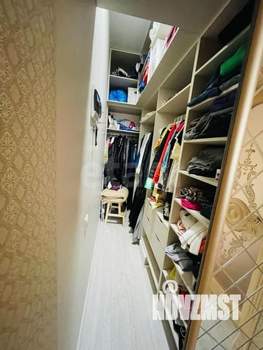 Дом 206м&sup2;, 3-этажный, участок 3 сот.  