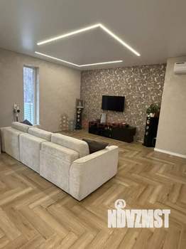 Дом 300м&sup2;, 1-этажный, участок 7 сот.  