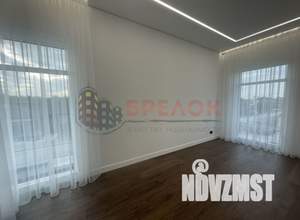 Дом 250м&sup2;, 2-этажный, участок 6 сот.  