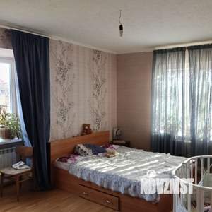 Дом 180м&sup2;, 2-этажный, участок 7 сот.  