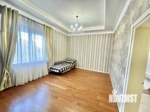 Дом 220м², 2-этажный, участок 4 сот.  