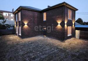 Дом 170м&sup2;, 2-этажный, участок 3 сот.  