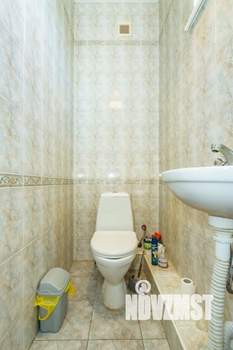 Дом 313м&sup2;, 3-этажный, участок 6 сот.  