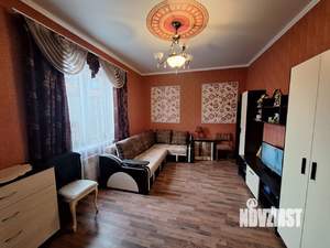 Дом 130м&sup2;, 2-этажный, участок 3 сот.  