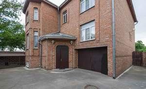 Дом 335м&sup2;, 2-этажный, участок 4 сот.  