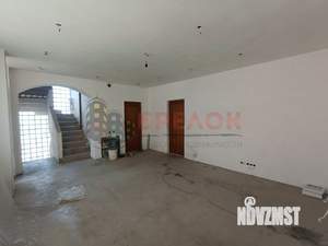 Дом 380м², 3-этажный, участок 5 сот.  