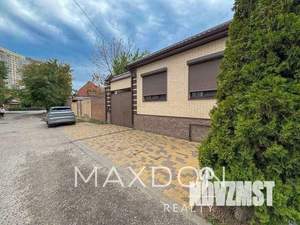 Дом 200м&sup2;, 3-этажный, участок 3 сот.  