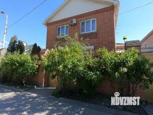 Дом 312м², 3-этажный, участок 4 сот.  