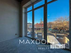 Дом 160м&sup2;, 2-этажный, участок 3 сот.  