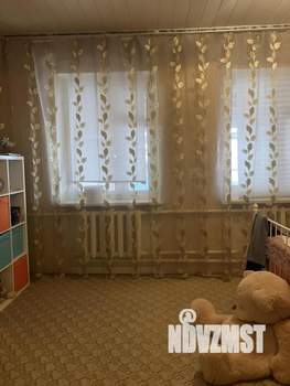 Дом 180м&sup2;, 2-этажный, участок 3 сот.  