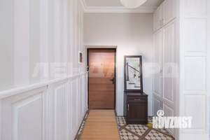 Дом 188м&sup2;, 2-этажный, участок 6 сот.  