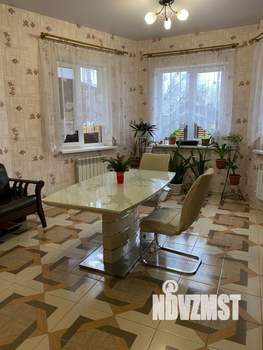 Дом 155м&sup2;, 2-этажный, участок 3 сот.  