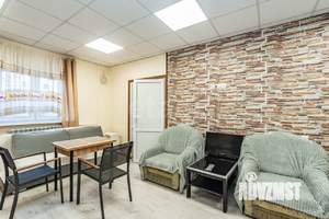 Дом 223м&sup2;, 2-этажный, участок 7 сот.  