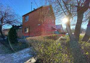 Дом 235м&sup2;, 2-этажный, участок 5 сот.  