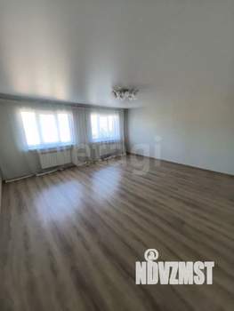 Дом 147м&sup2;, 2-этажный, участок 3 сот.  