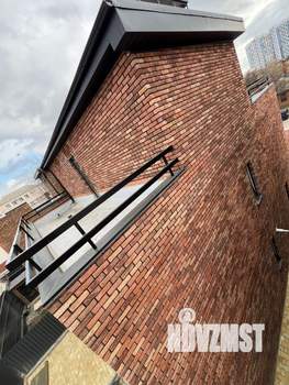 Коттедж 280м², 2-этажный, участок 4 сот.  