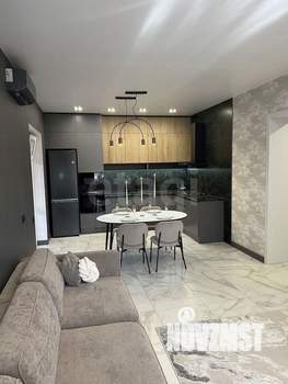 Дом 140м&sup2;, 2-этажный, участок 3 сот.  