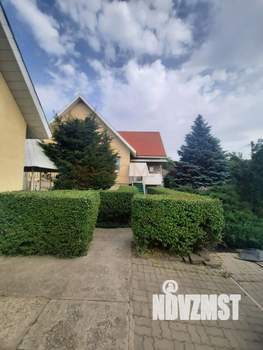 Дом 240м&sup2;, 2-этажный, участок 6 сот.  