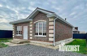 Дом 100м&sup2;, 1-этажный, участок 4 сот.  