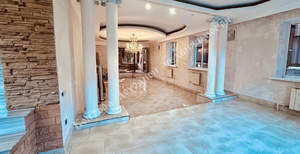 Дом 248м², 2-этажный, участок 5 сот.  