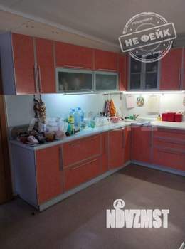 Дом 142м&sup2;, 2-этажный, участок 3 сот.  