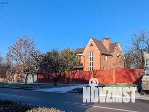 Дом 138м&sup2;, 2-этажный, участок 4 сот.  