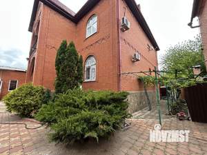 Дом 340м², 2-этажный, участок 6 сот.  