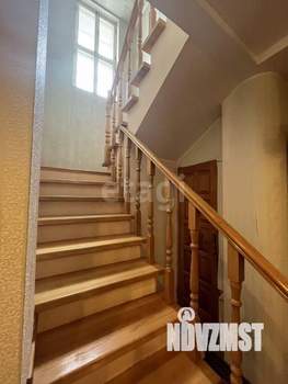 Дом 254м², 2-этажный, участок 6 сот.  