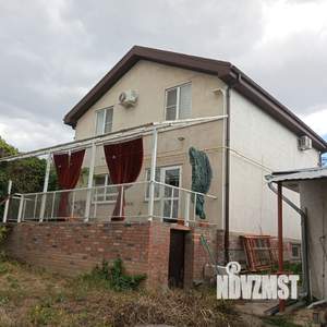 Дом 160м&sup2;, 2-этажный, участок 3 сот.  