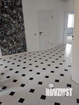 Дом 250м², 2-этажный, участок 3 сот.  