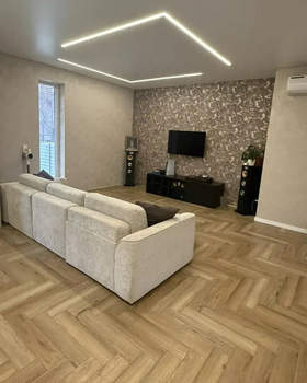 Дом 300м&sup2;, 1-этажный, участок 7 сот.  