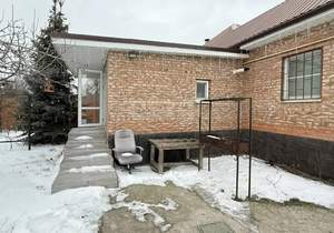 Дом 106м&sup2;, 1-этажный, участок 6 сот.  