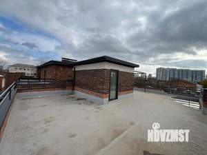 Коттедж 240м², 2-этажный, участок 4 сот.  