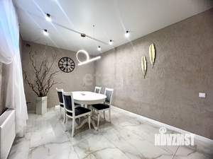 Дом 200м², 3-этажный, участок 4 сот.  