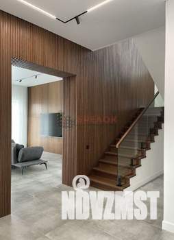 Дом 250м&sup2;, 2-этажный, участок 6 сот.  