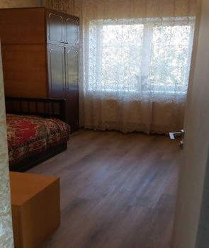 Дом 80м&sup2;, 2-этажный, участок 3 сот.  